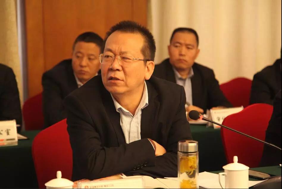 龍鋼集團(tuán)召開(kāi)2019年第一次民主監(jiān)督評(píng)價(jià)會(huì)