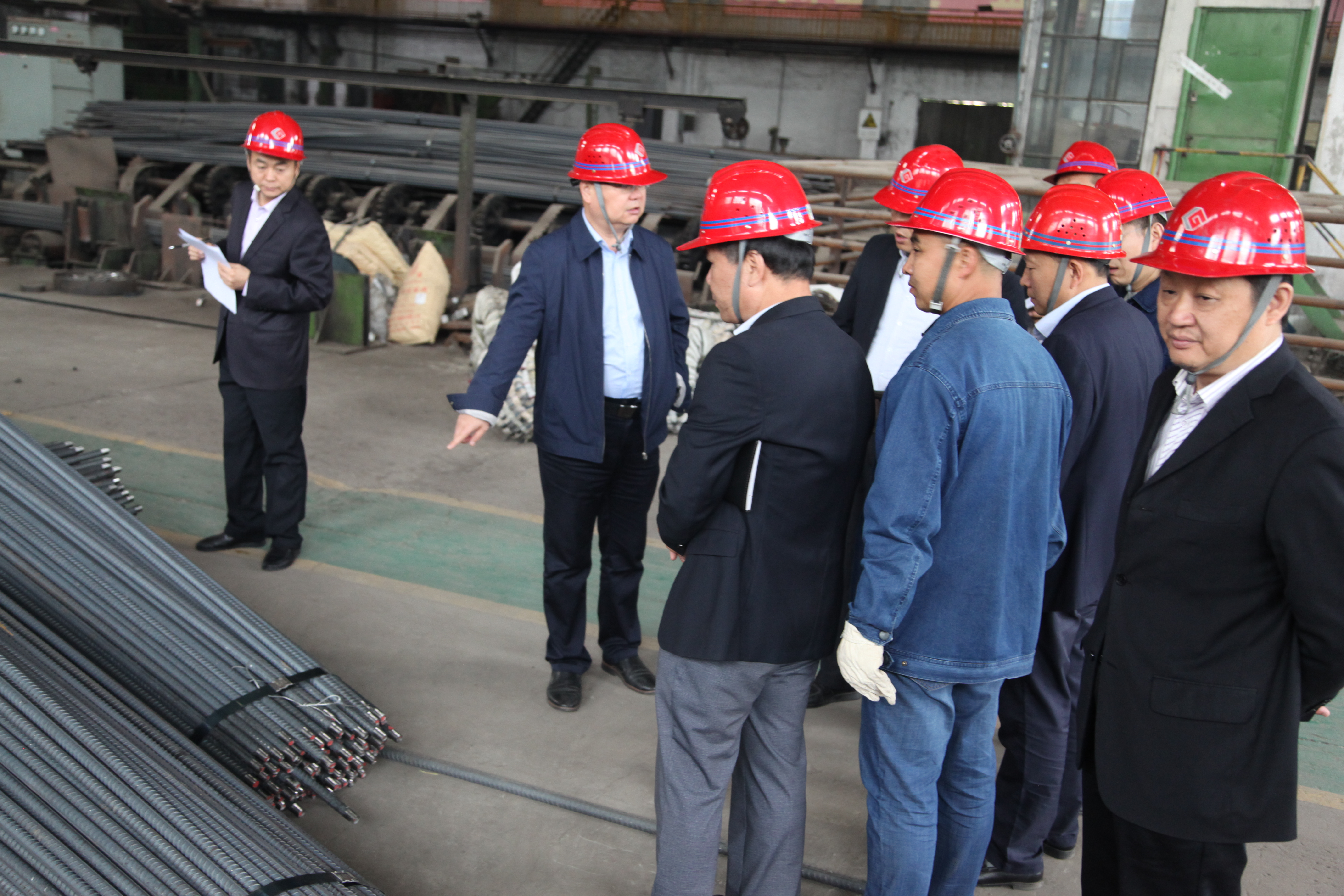 龍鋼集團(tuán)檢查基層單位春檢、安全管理工作