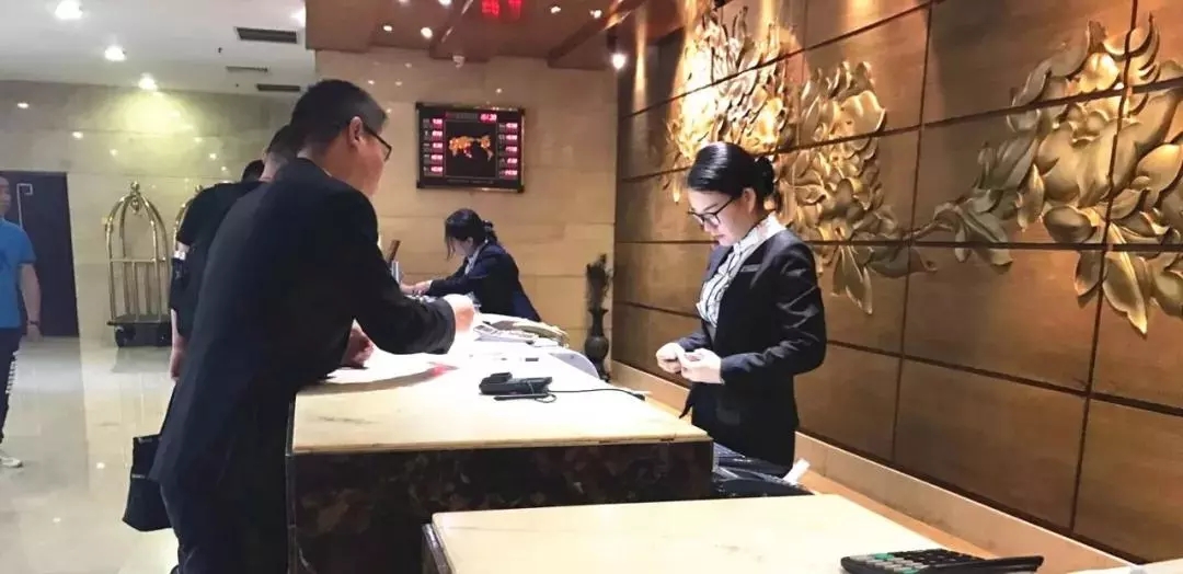 龍鋼集團(tuán):他們譜寫著勞動最美之歌 龍鋼集團(tuán):他們譜寫著勞動最美之歌