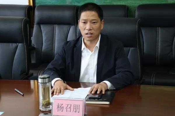 楊召朋到大西溝礦業(yè)公司調(diào)研固廢利用項目