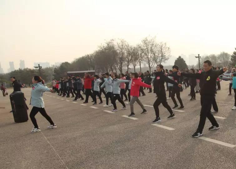守初心 擔(dān)使命，堅(jiān)定信心健步走向2020！