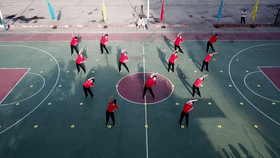 張揚(yáng)活力展風(fēng)采 同心共筑非鋼夢——龍鋼集團(tuán)舉辦“迎國慶”全民健身廣播體操展演