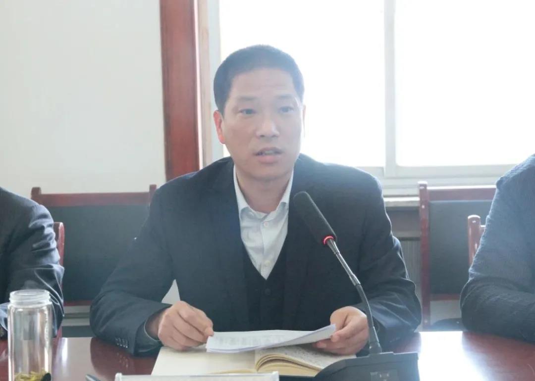 堅持目標(biāo)引領(lǐng) 突出重點 強化統(tǒng)籌 狠抓落實