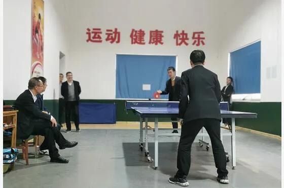 龍鋼集團機關、鋼加公司舉辦職工乒乓球賽
